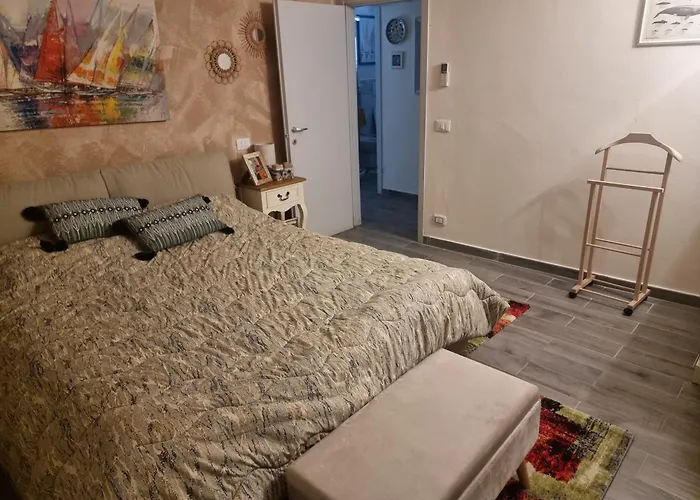 Vicino Al Mare Apartment *